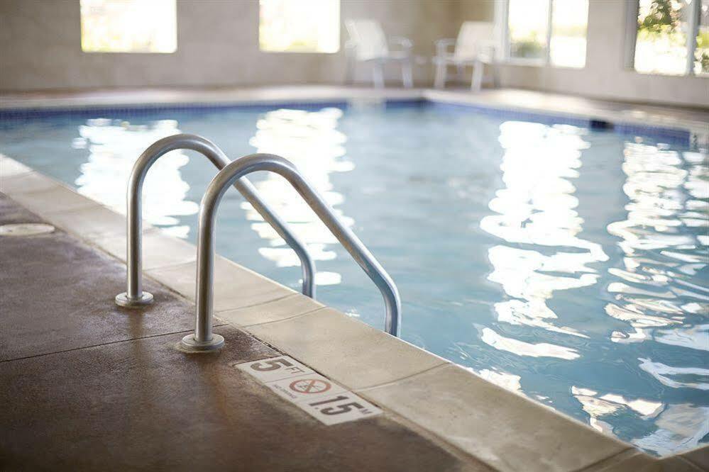 Hyatt Place Denver Airport 3*