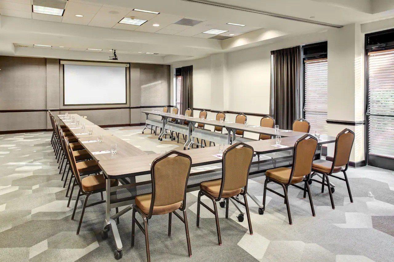 Hyatt Place Denver Airport Hotel 3*