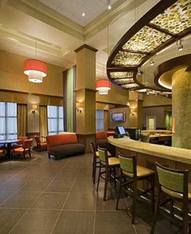 Hyatt Place Denver Airport 3*
